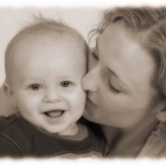 Meet your Posher, Elizabeth - Picture 1 of 1